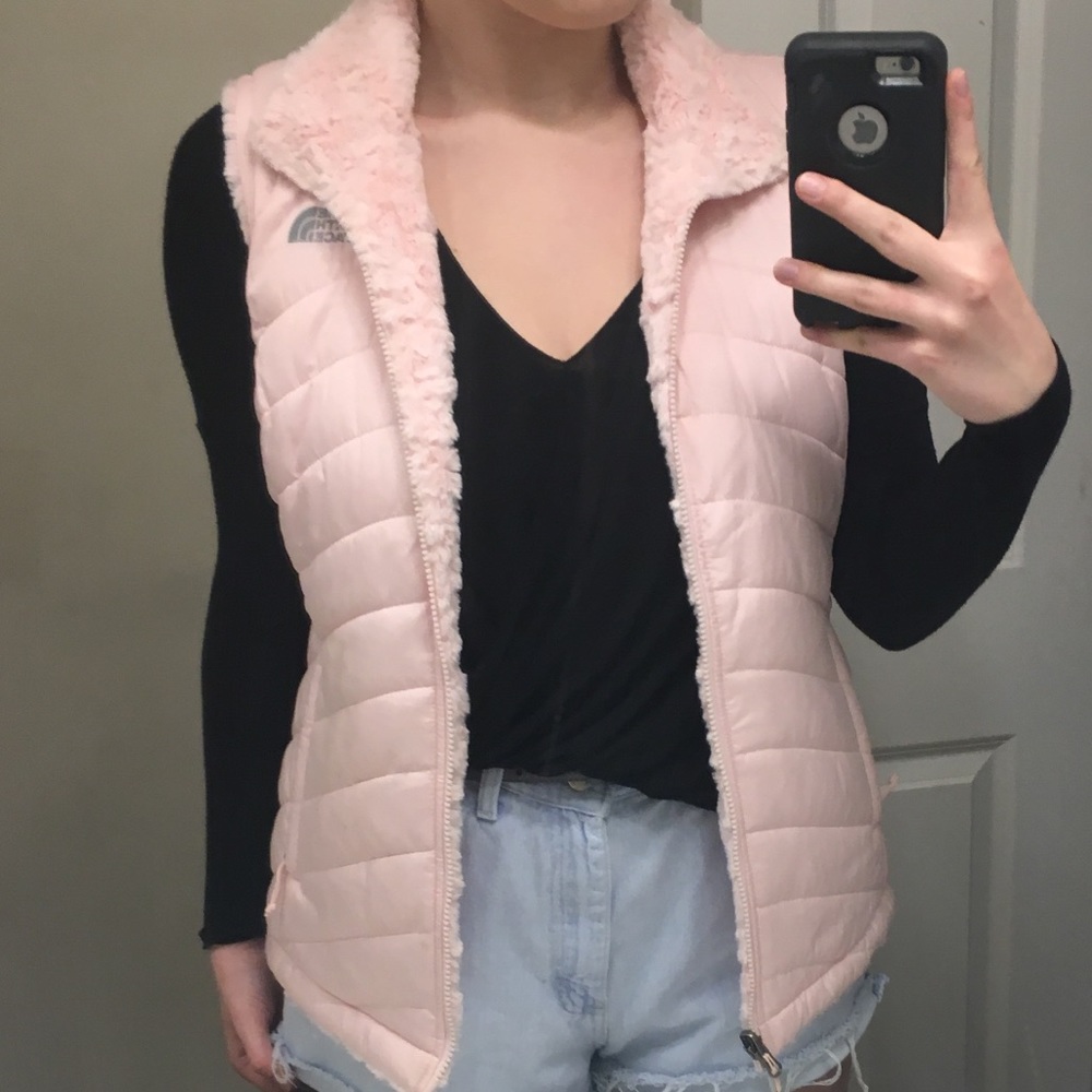 Light pink reversible north face vest
